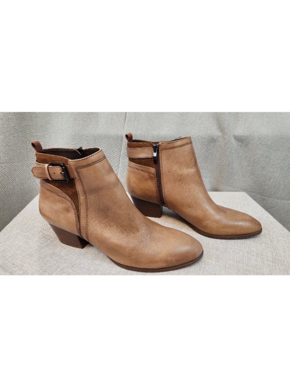 Franco Sarto Womens 9.5 M Solid Brown Leather Taper Block Heel Zip Bootie - Picture 2 of 7